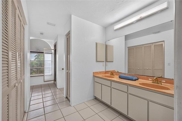105 JACARANDA BOULEVARD, Venice, FL 34292