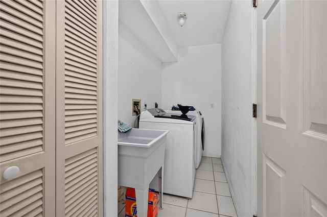 105 JACARANDA BOULEVARD, Venice, FL 34292
