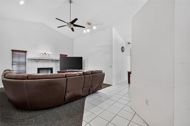 105 JACARANDA BOULEVARD, Venice, FL 34292
