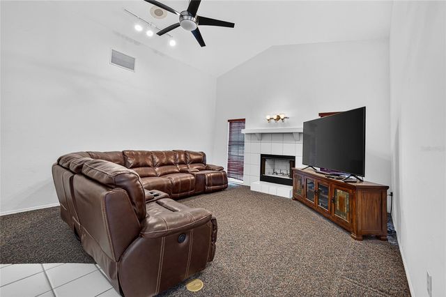 105 JACARANDA BOULEVARD, Venice, FL 34292