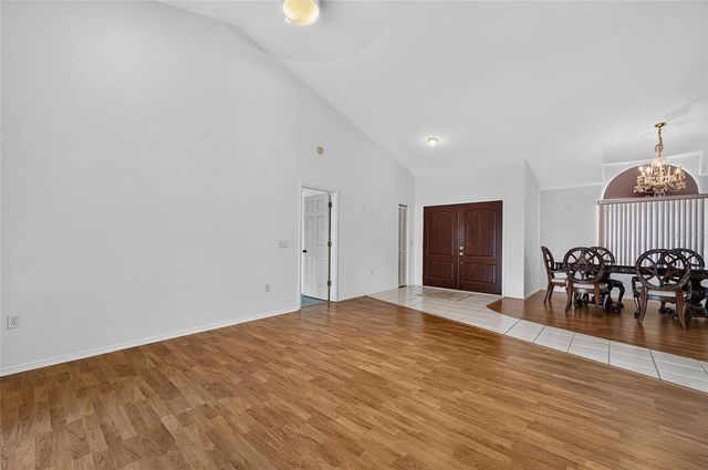 105 JACARANDA BOULEVARD, Venice, FL 34292