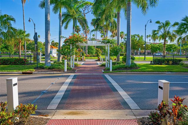105 JACARANDA BOULEVARD, Venice, FL 34292