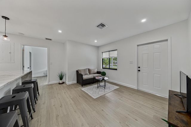 1101 SW 19th Avenue, Fort Lauderdale, FL 33312