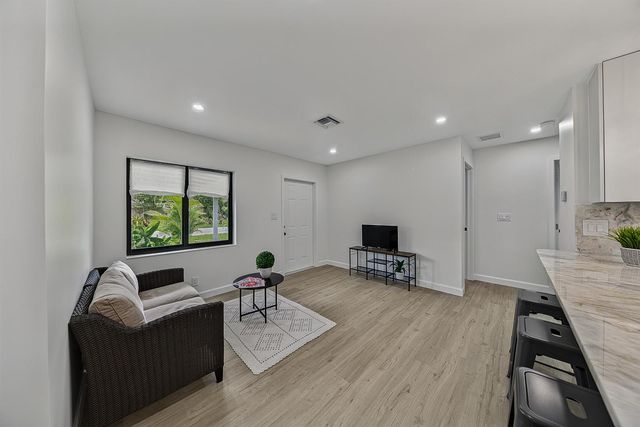 1101 SW 19th Avenue, Fort Lauderdale, FL 33312