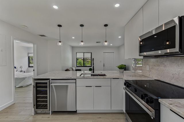 1101 SW 19th Avenue, Fort Lauderdale, FL 33312
