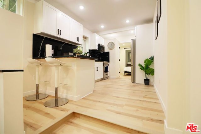 9040 Phyllis Avenue A2, West Hollywood, CA 90069