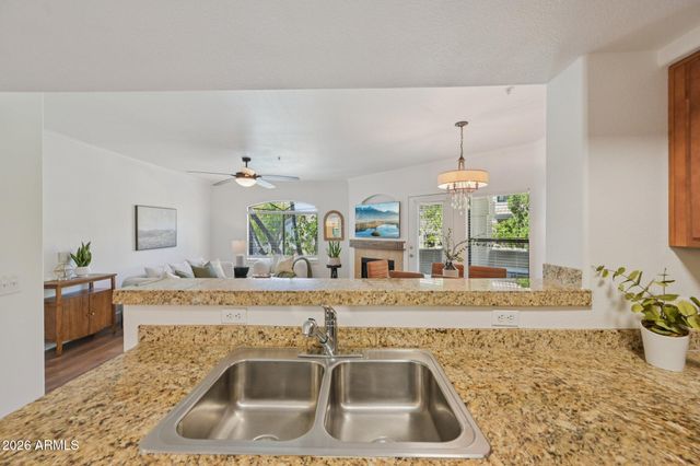 15095 N THOMPSON PEAK Parkway 2070, Scottsdale, AZ 85260