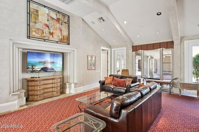 15095 N THOMPSON PEAK Parkway 2070, Scottsdale, AZ 85260