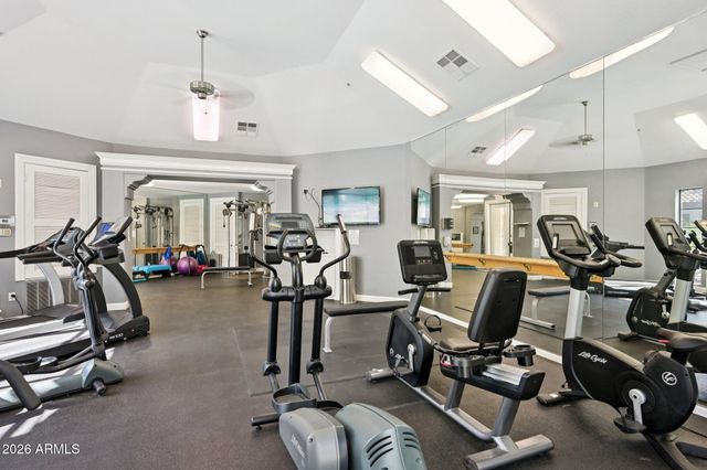 15095 N THOMPSON PEAK Parkway 2070, Scottsdale, AZ 85260