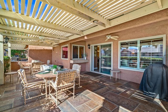 42110 Sand Dune Drive, Palm Desert, CA 92211