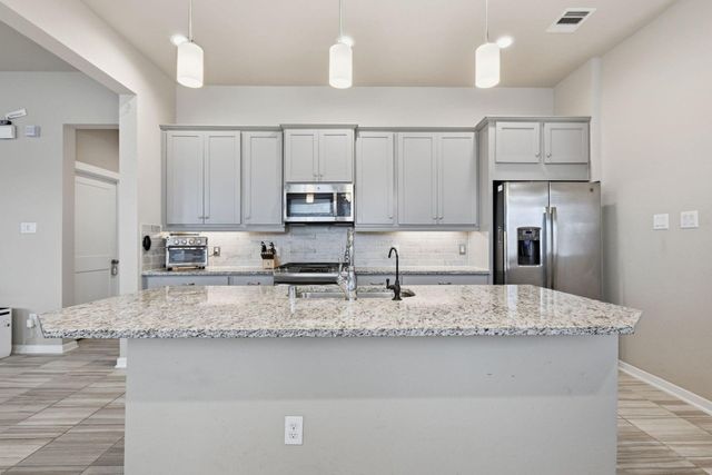 6123 Dovetail Cliff Court, Katy, TX 77493