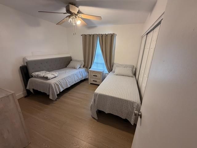 1530 Royal Forest Court, West Palm Beach, FL 33406