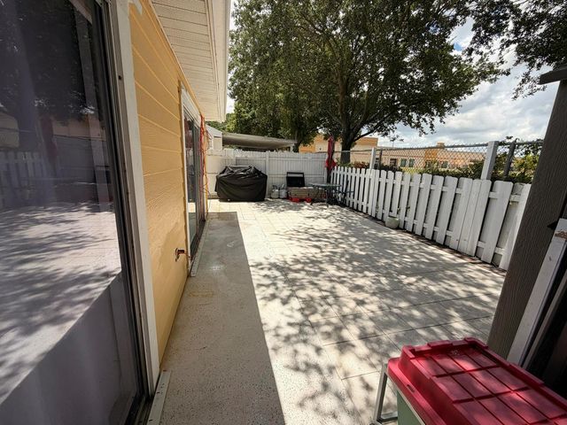 1530 Royal Forest Court, West Palm Beach, FL 33406