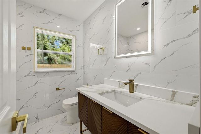 2440 66TH AVENUE S, St Petersburg, FL 33712
