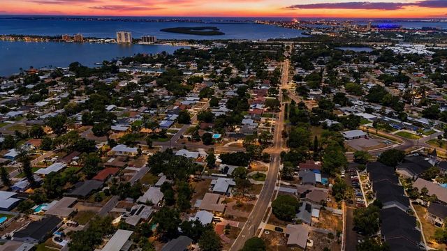 2440 66TH AVENUE S, St Petersburg, FL 33712