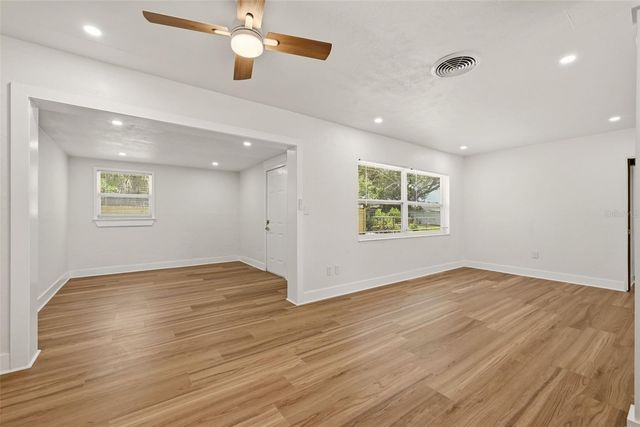 2440 66TH AVENUE S, St Petersburg, FL 33712