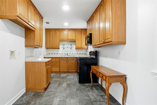 1013 Irion Drive, Euless, TX 76039