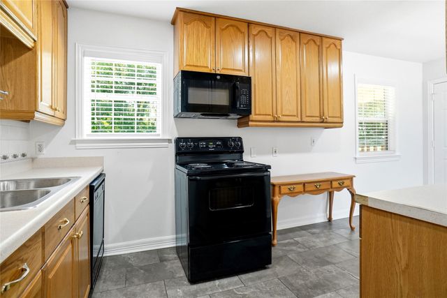 1013 Irion Drive, Euless, TX 76039