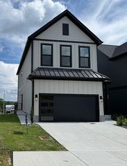 657 Gustaf Dr, Whites Creek, TN 37189