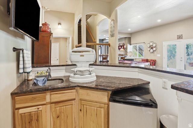1407 E 5600 S, South Ogden, UT 84403