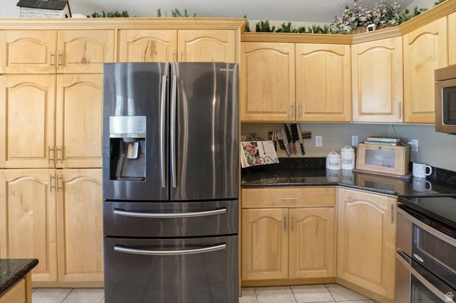 1407 E 5600 S, South Ogden, UT 84403