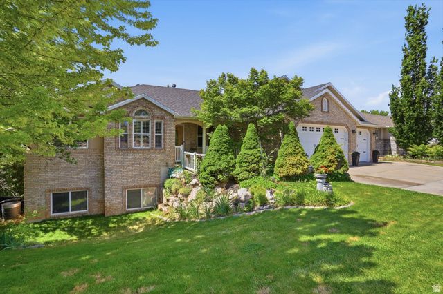 1407 E 5600 S, South Ogden, UT 84403
