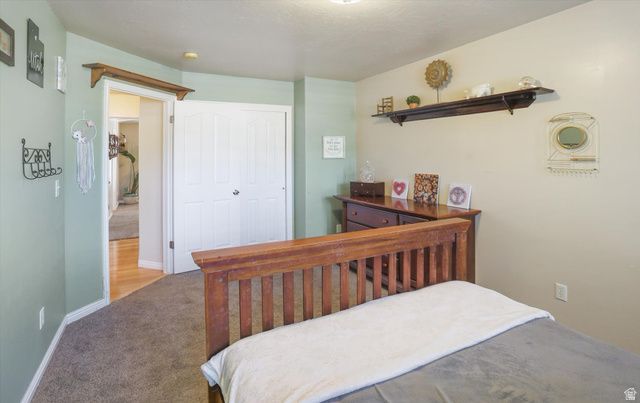 1407 E 5600 S, South Ogden, UT 84403