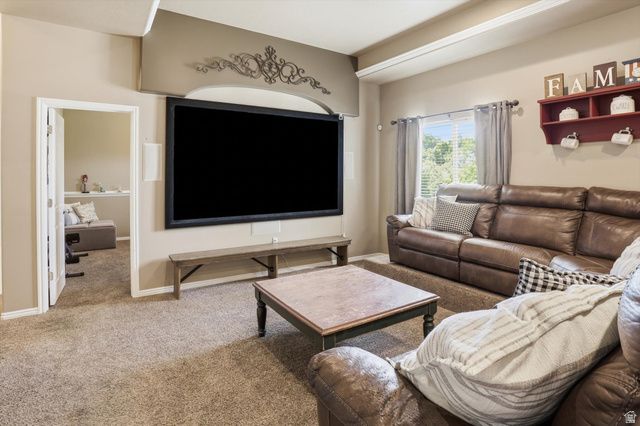 1407 E 5600 S, South Ogden, UT 84403