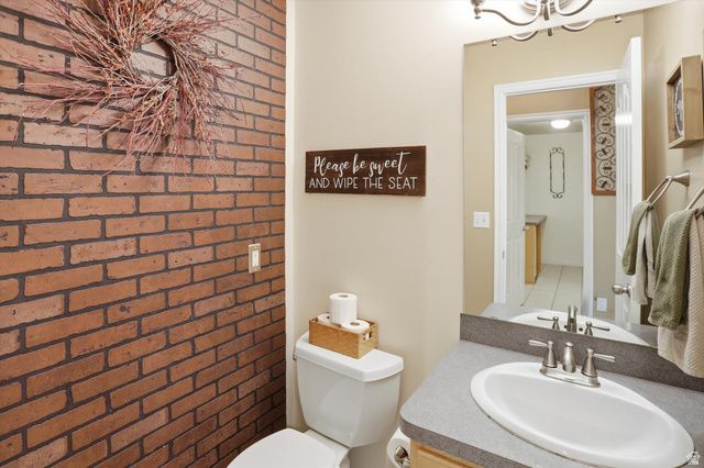 1407 E 5600 S, South Ogden, UT 84403