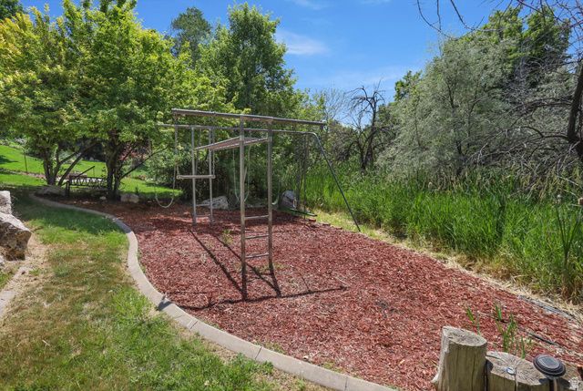 1407 E 5600 S, South Ogden, UT 84403