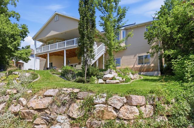 1407 E 5600 S, South Ogden, UT 84403