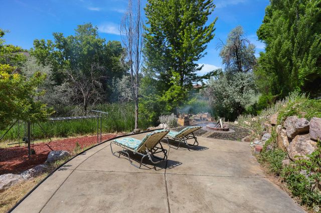 1407 E 5600 S, South Ogden, UT 84403