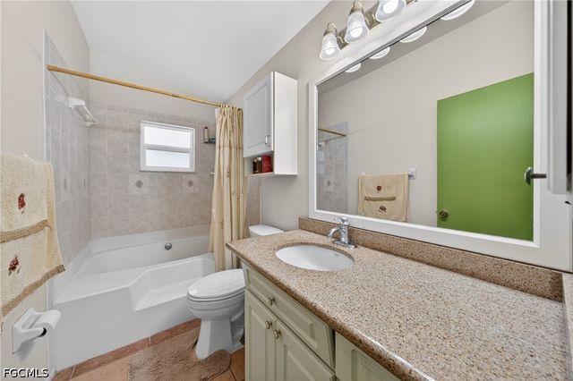 1017 NW 15th ST, Cape Coral, FL 33993