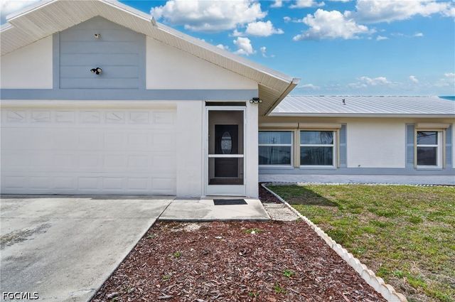 1017 NW 15th ST, Cape Coral, FL 33993
