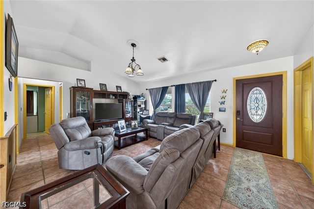 1017 NW 15th ST, Cape Coral, FL 33993