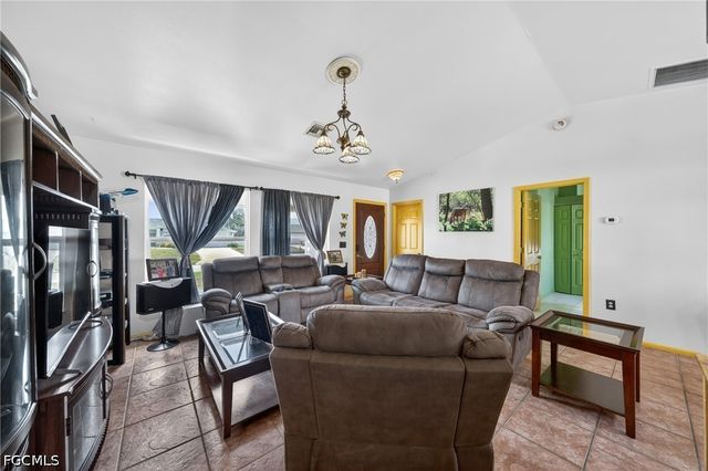 1017 NW 15th ST, Cape Coral, FL 33993
