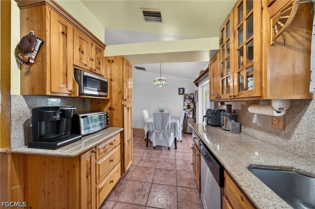 1017 NW 15th ST, Cape Coral, FL 33993