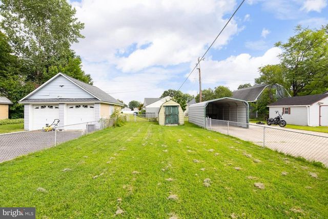 315 BILLINGSPORT RD, Paulsboro, NJ 08066