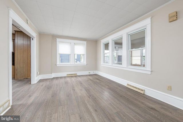 315 BILLINGSPORT RD, Paulsboro, NJ 08066