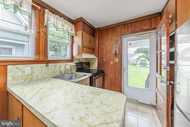 315 BILLINGSPORT RD, Paulsboro, NJ 08066