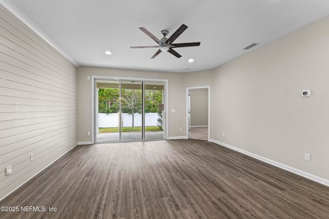 2113 HAWKEYE Place, Fleming Island, FL 32003