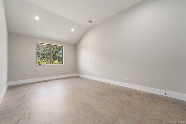 2050 Depot Lane, Cutchogue, NY 11935