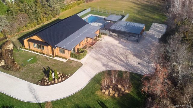 2050 Depot Lane, Cutchogue, NY 11935
