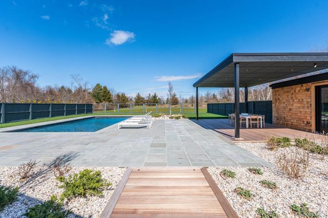 2050 Depot Lane, Cutchogue, NY 11935