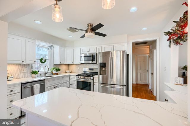 2431 LAKEWOOD RD, Baltimore, MD 21234