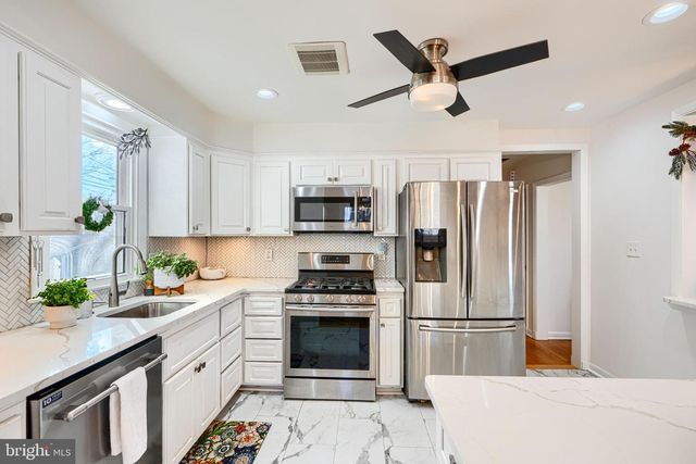 2431 LAKEWOOD RD, Baltimore, MD 21234