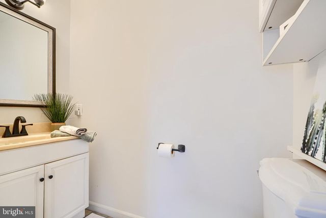 2431 LAKEWOOD RD, Baltimore, MD 21234