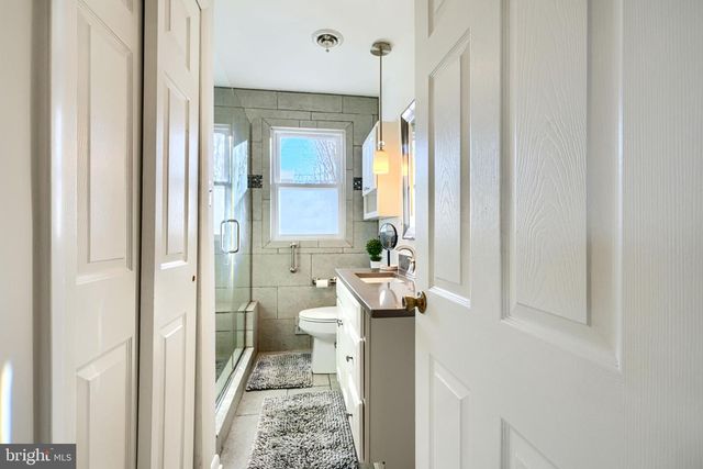 2431 LAKEWOOD RD, Baltimore, MD 21234