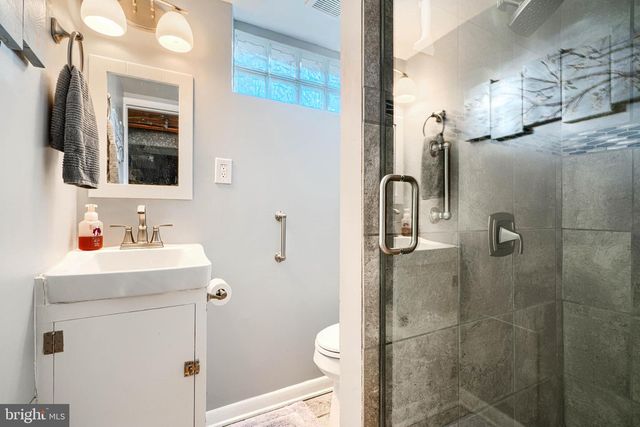 2431 LAKEWOOD RD, Baltimore, MD 21234