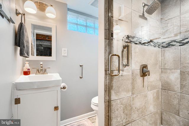 2431 LAKEWOOD RD, Baltimore, MD 21234